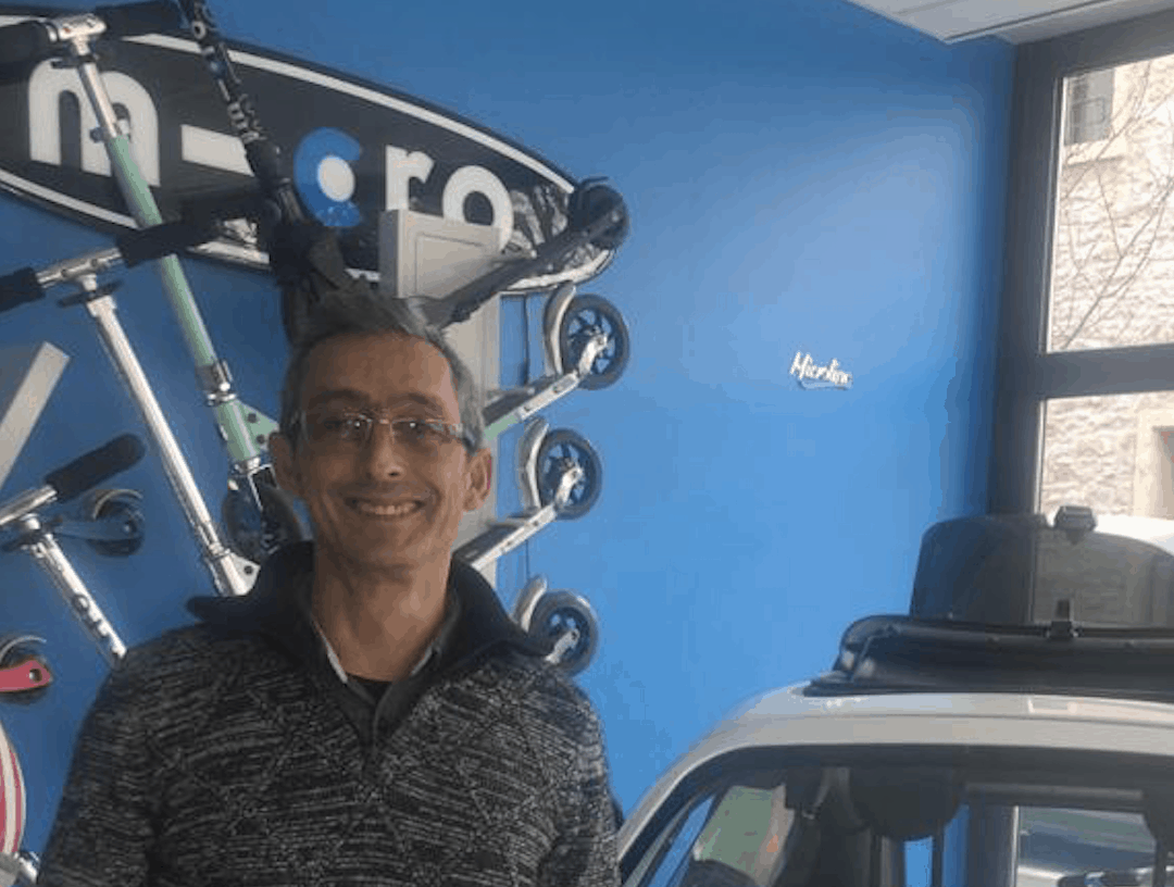 Un directeur des ventes pour Micro