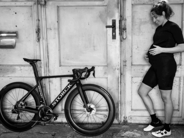 Les femmes enceintes ont leur tenue