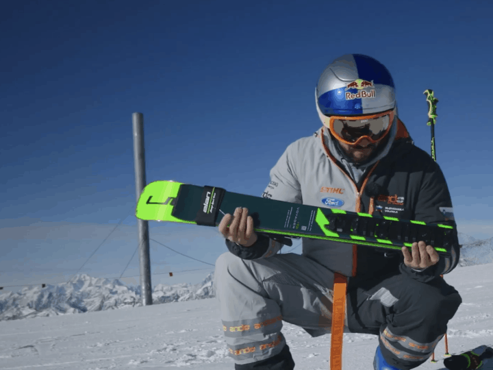 Elan dévoile le premier ski alpin pliable